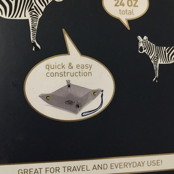 Smoked fold up pet bowls - Picture 2 of 3